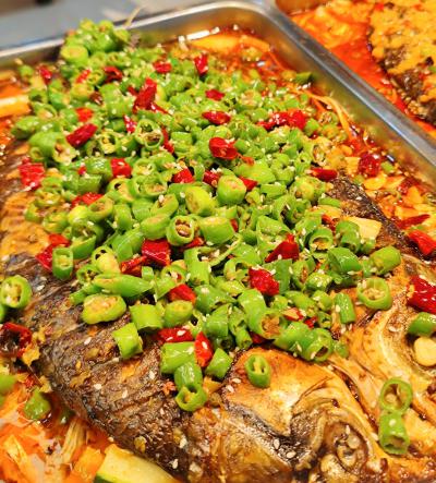 万州烤鱼技术培训学校,万州特色烤鱼培训