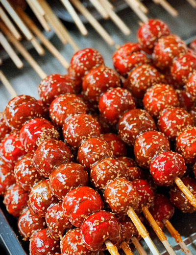 冰糖葫芦技术培训学校怎么样？蜀味缘餐饮小吃技术培训深度解析