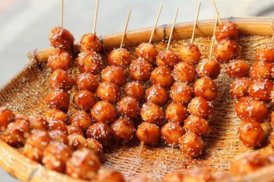 糖油果子技术培训哪里好？成都蜀味缘糖油果子技术培训学校