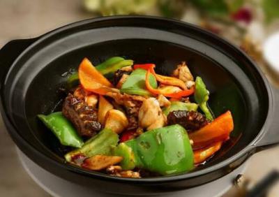 砂锅菜技术培训哪家好一点？成都蜀味缘砂锅菜小吃培训学校