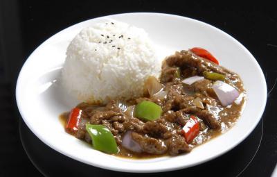 盖浇饭技术培训哪里学好一点？成都蜀味缘培训学校一对一培训