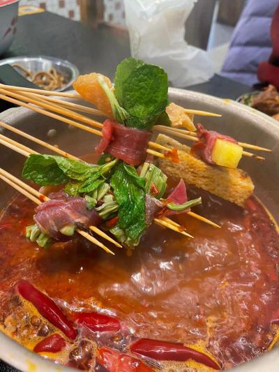 火锅串串技术培训班多少钱？成都餐饮技术培训学校比较合理