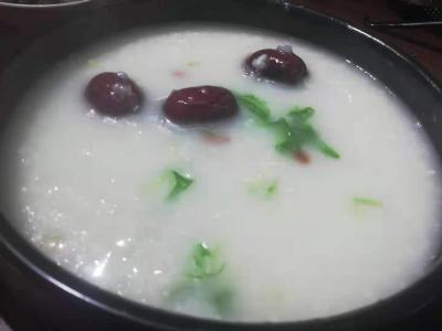 砂锅粥技术培训班在哪里学的？蜀味缘餐饮培训学校一对一培训