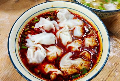 四川手工水饺培训费多少钱？成都蜀味缘餐饮培训学校比较便宜