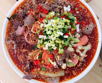 特色冒菜技术培训班哪里好？成都餐饮技术一对一培训